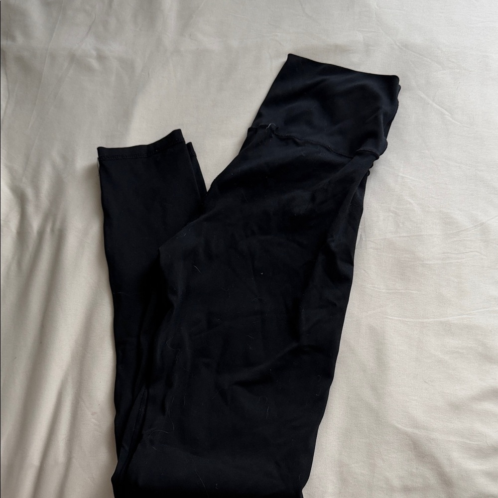 Sleek Black Women's Leggings